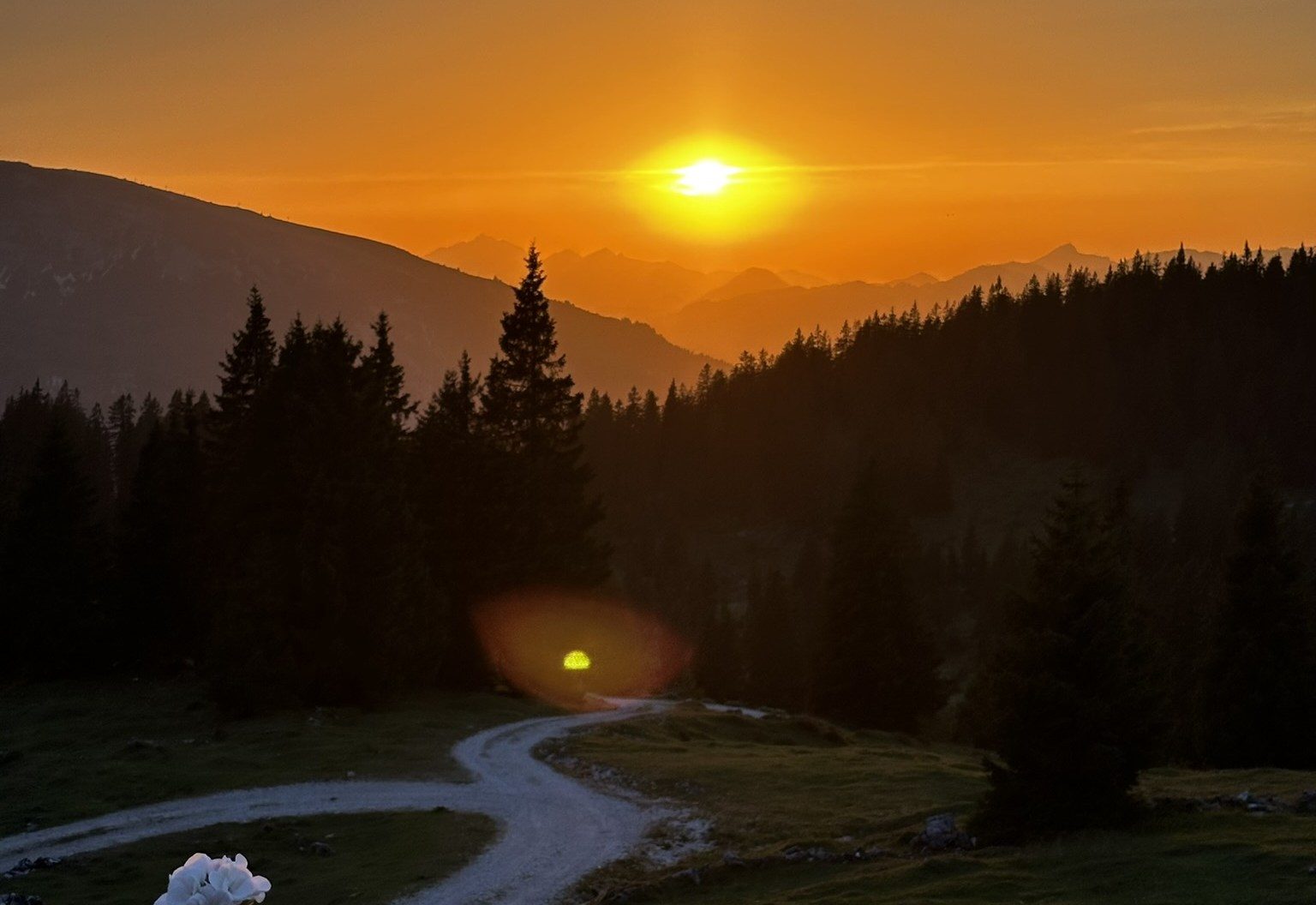 Sonnenuntergang in den Bergen rund um Reit im Winkl